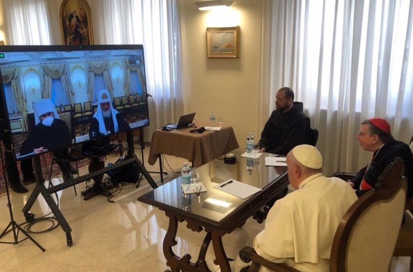  El Papa y el patriarca Kirill de Moscú hablan sobre la situación en Ucrania