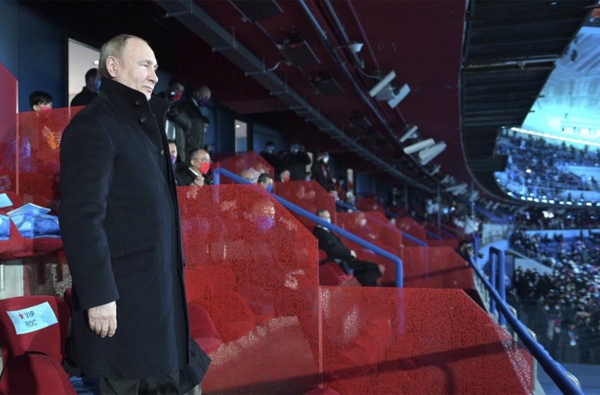  Putin defiende la invasión como la salvación de un «genocidio» durante un macroconcierto en Moscú
