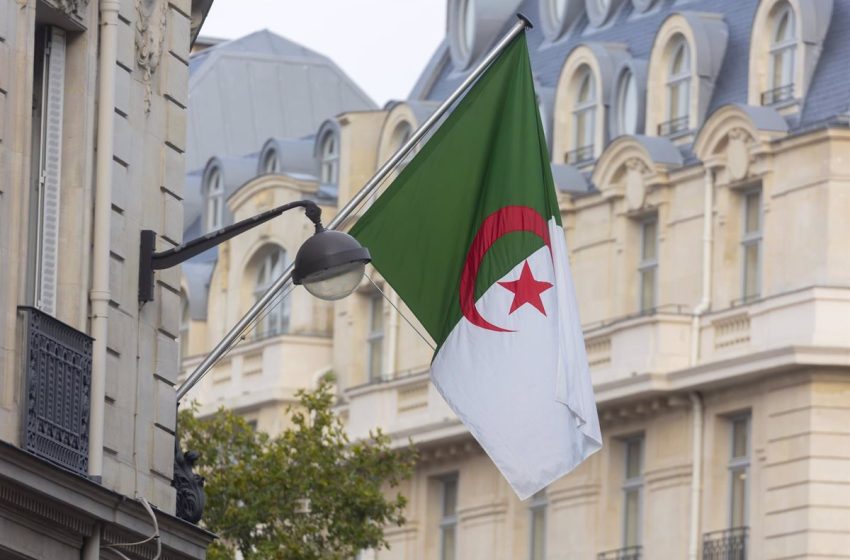  Argelia critica la «segunda traición histórica» de España al pueblo saharaui, según fuentes diplomáticas