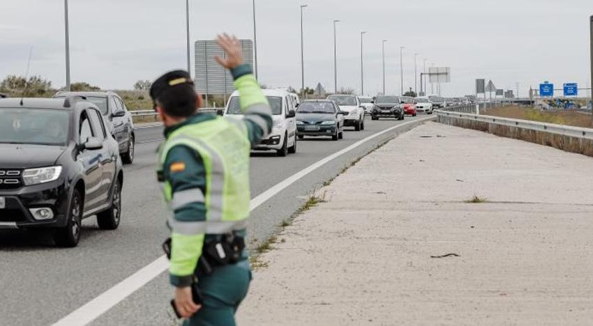  Muere un camionero en la provincia de Salamanca al salirse de la vía