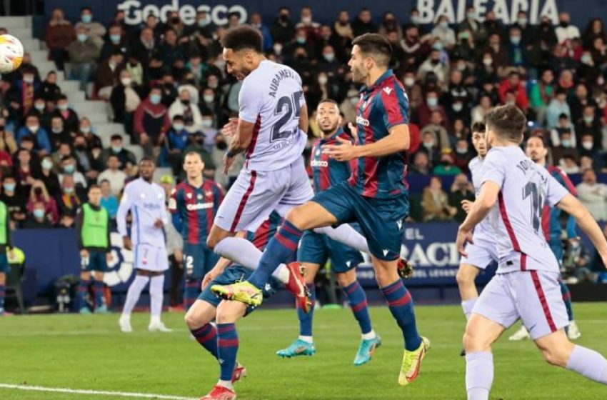  El Barça sobrevive a los penaltis contra el Levante (2-3)