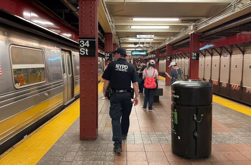  Al menos trece heridos por un tiroteo en el metro de Nueva York