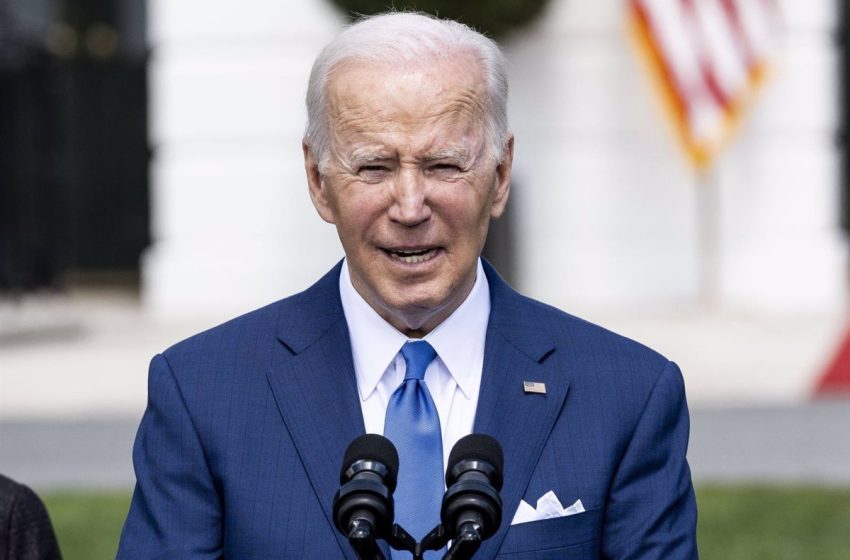  Biden acusa a Putin de cometer un «genocidio» en Ucrania