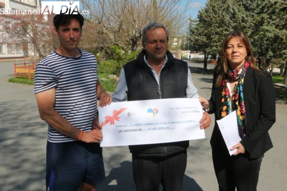  Los refugiados ucranianos en Armenteros reciben la donación del Lunes de Aguas Solidario de Guijuelo
