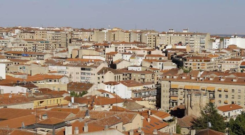  Alquilar un piso en Salamanca supone el 27% de los ingresos familiares, comprarlo ‘solo’ el 20%
