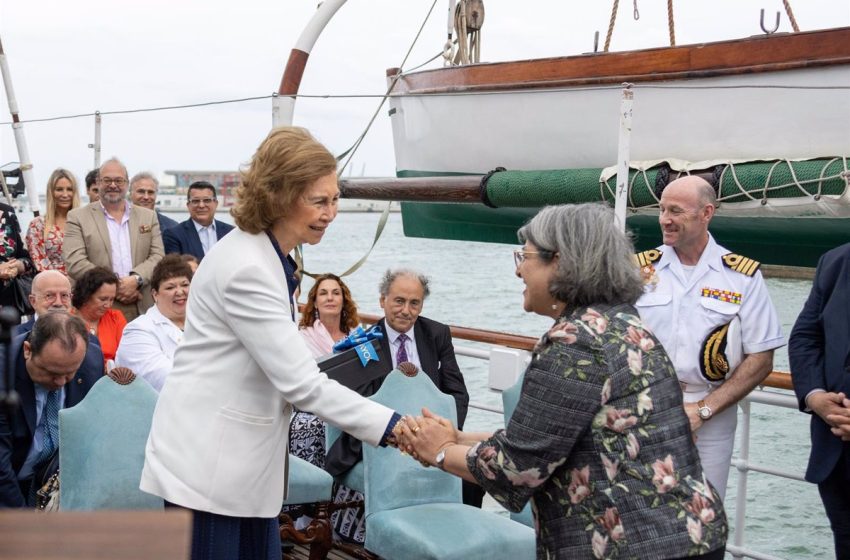  La Reina Sofía preside en Miami la presentación del Diccionario Biográfico electrónico de la Real Academia de Historia