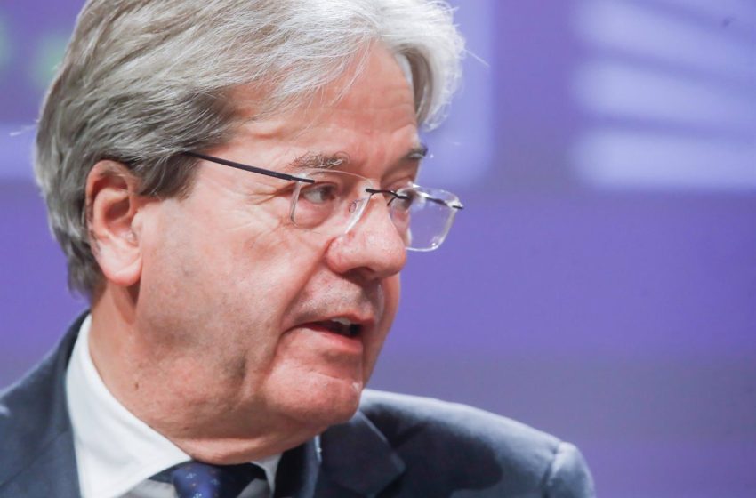  Bruselas propone prorrogar la suspensión de los límites de deuda y déficit públicos hasta finales de 2023