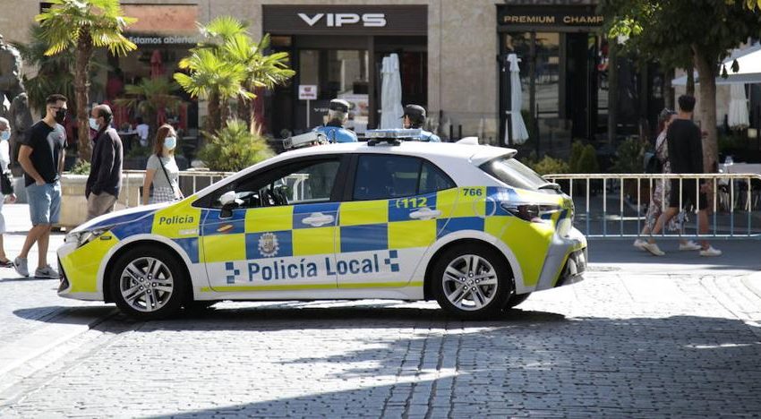  Detenido en Salamanca tras reaccionar de forma violenta contra un agente al ser sorprendido orinando en la calle