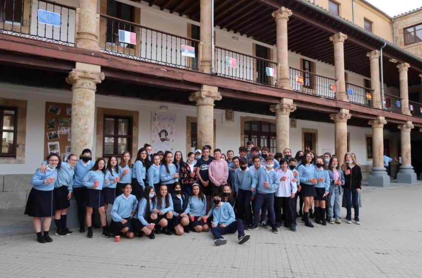  Escolares de Serbia, Portugal y Francia conviven con los de Las Siervas