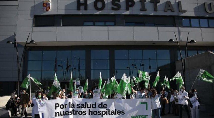  Satse advierte la «grave situación» del hospital de Salamanca por «la falta de profesionales de enfermería de cara al verano»