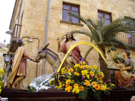  La Cofradía San Nicolás de Bari de Vitigudino dispondrá de la imagen de La Borriquilla para los domingos de ramos