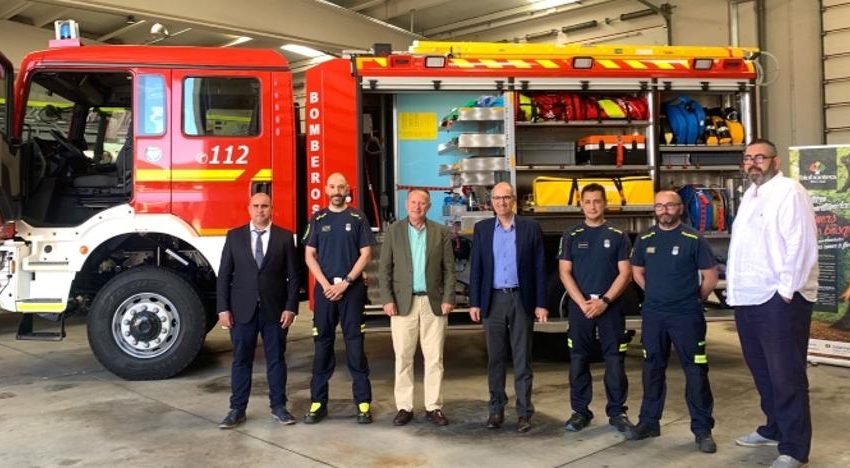  Diputación de Salamanca incorpora un nuevo camión el Parque Comarcal de Bomberos en Villares