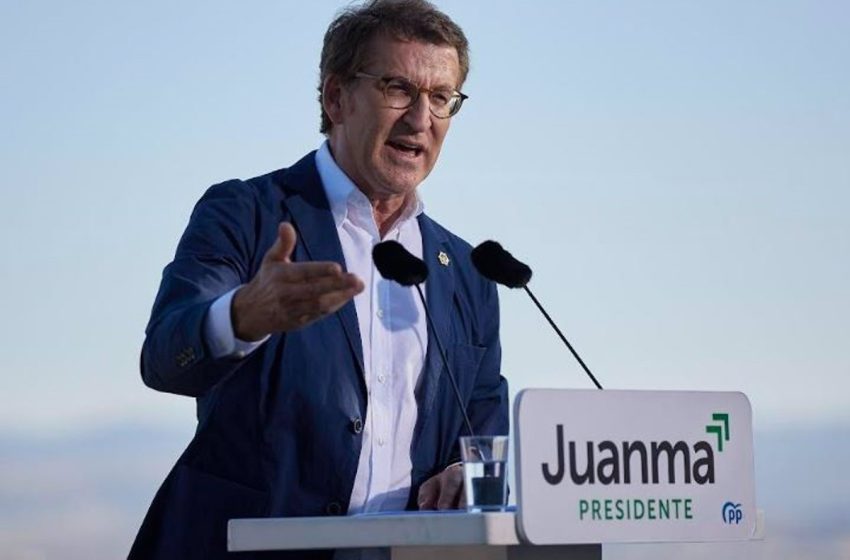  Feijóo: «Se puede ser socialista y votar a Juanma Moreno»
