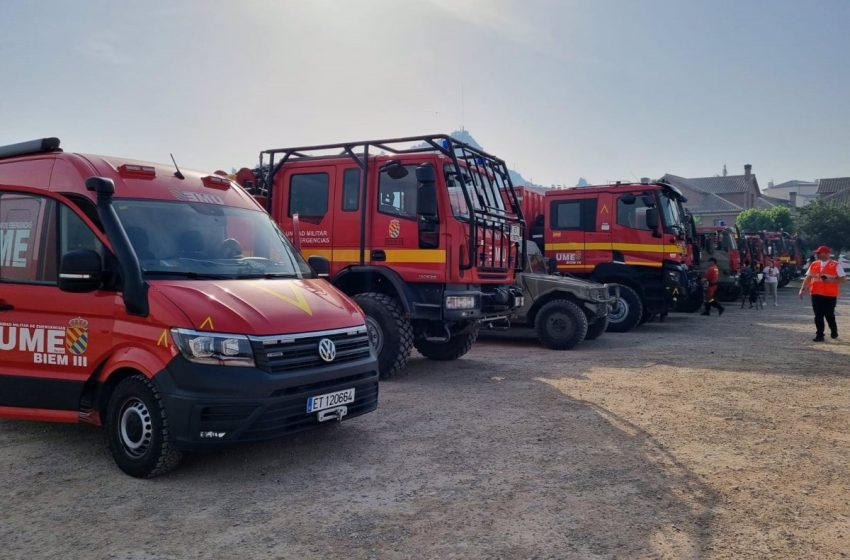  La UME mantiene 320 efectivos trabajando en los incendios activos en Cataluña