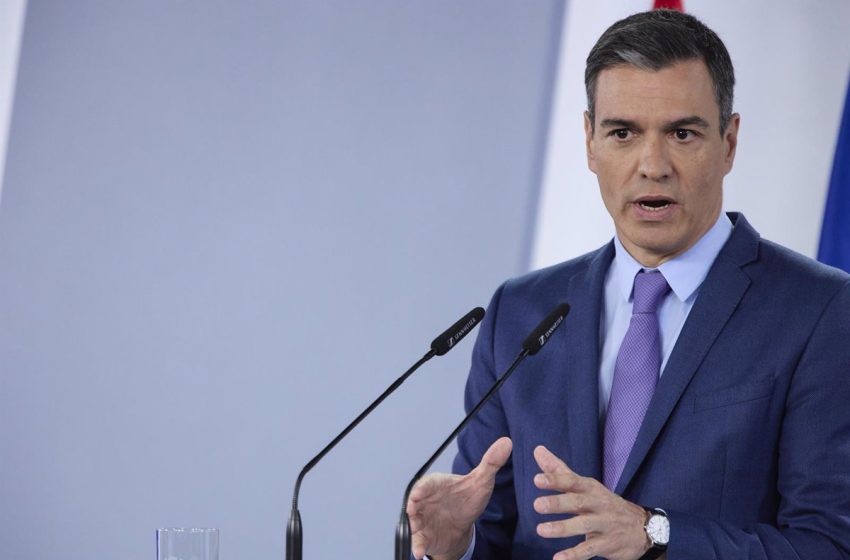  Sánchez avisa a «determinados poderes económicos» que «no van a quebrar al Gobierno» pese a que «se le golpea mucho»