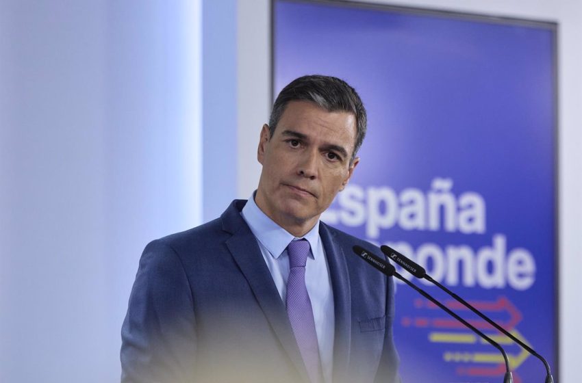  Sánchez culpa a «las mafias internacionales» del salto en Melilla y lamenta las muertes