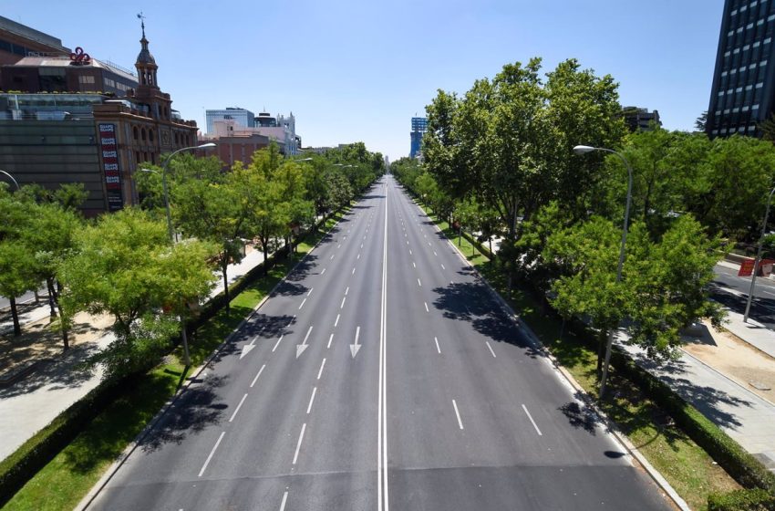  FOTOS | La inusual imagen del paseo de la Castellana de Madrid completamente vacío por la cumbre de la OTAN