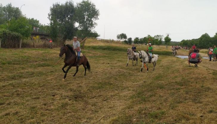  Sancti Spíritus celebra su encierro a caballo en la tercera jornada de sus fiestas patronales