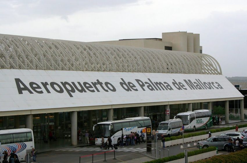  El avión de Matacán llena Mallorca de salmantinos