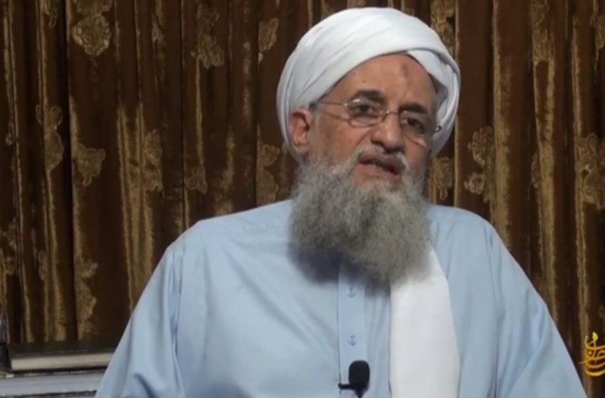 Al Zawahiri, el cirujano egipcio que fue ‘mano derecha’ de Bin Laden y líder de Al Qaeda desde 2011