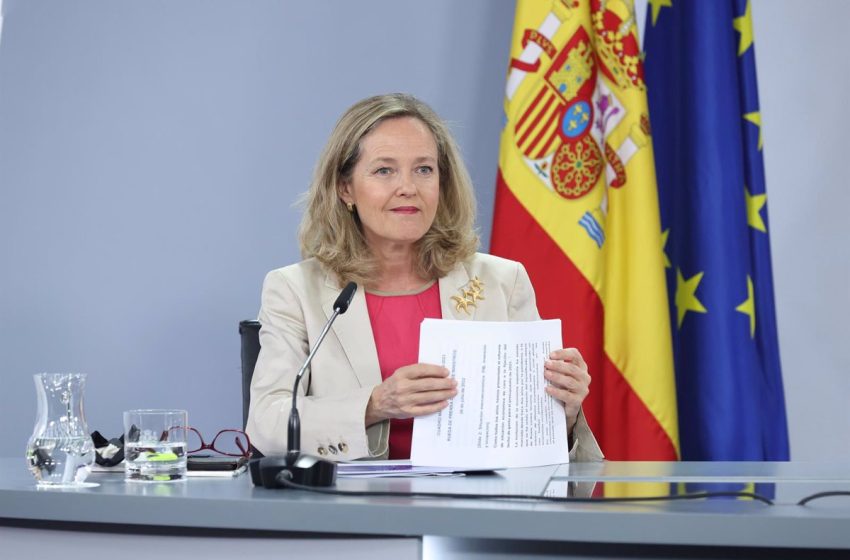  Nadia Calviño espera que el PP actúe con «responsabilidad y sentido común» y apoye el decreto energético