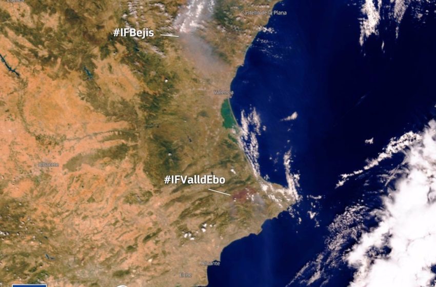  El humo de los incendios de Bejís y Vall d’Ebo se aprecia desde el espacio