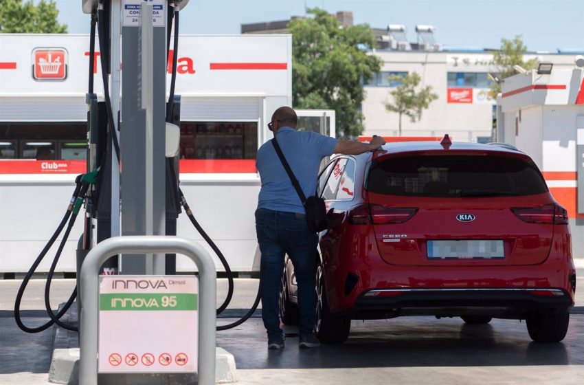  El precio de los carburantes repunta hasta 3,6% y despide agosto dejando atrás las caídas del verano