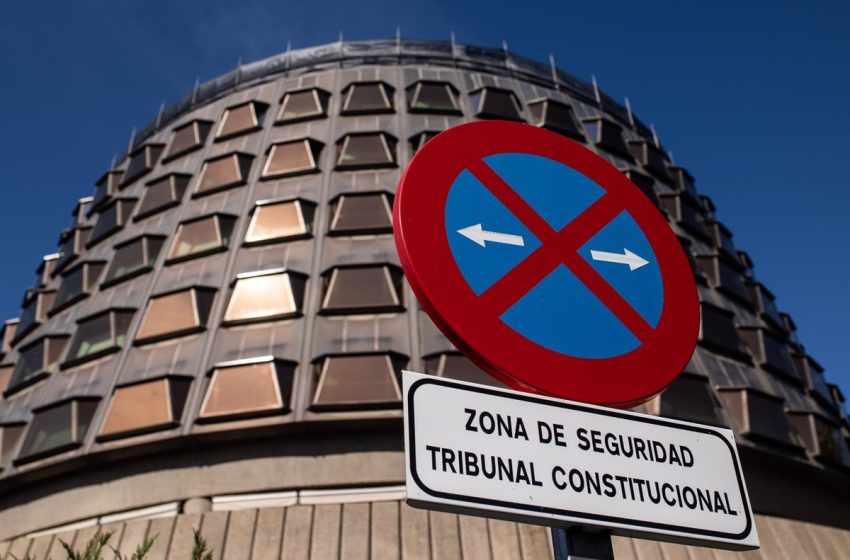  El Constitucional admite los recursos contra la ley catalana que elimina el 25% del español