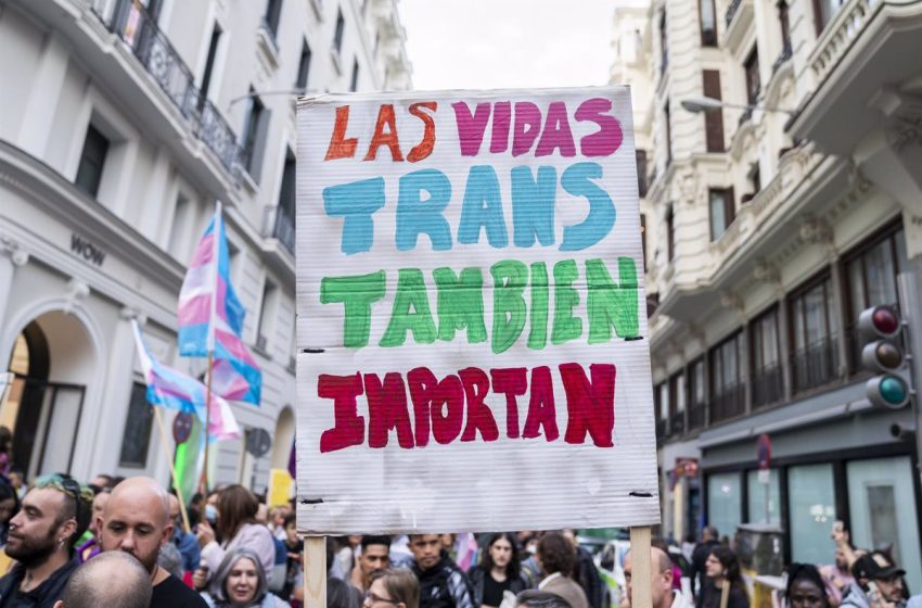  El PSOE pide ampliar una semana más la Ley Trans en el Congreso, pese a la presión de Podemos