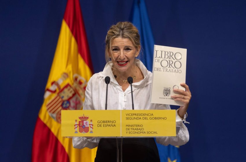  Yolanda Díaz retira la medalla al mérito del trabajo a Franco y destacados dirigentes de la dictadura