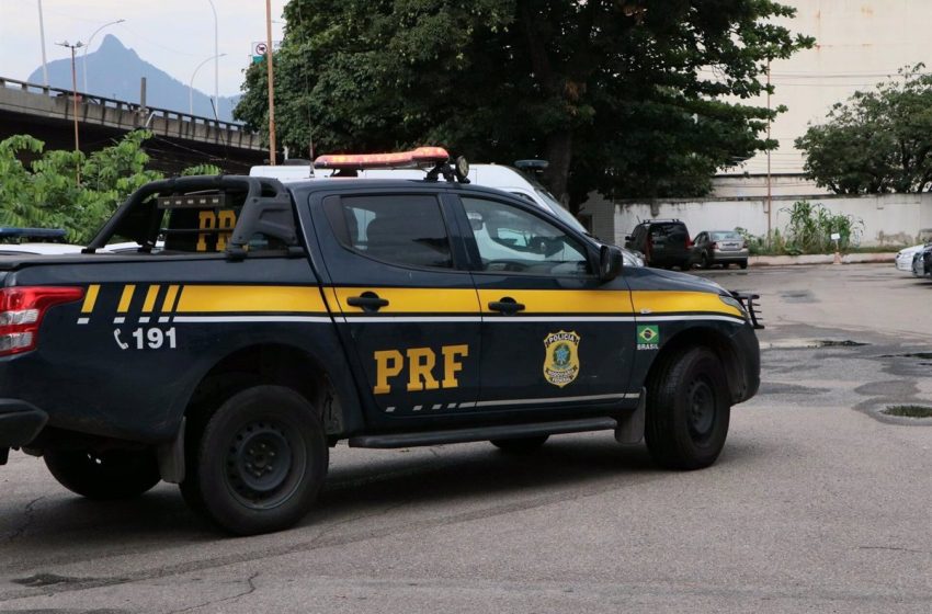  La Policía brasileña realiza más de 500 operaciones para dificultar el voto en zonas pro Lula