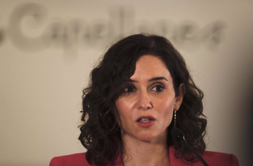  Ayuso acusa a Mónica García de «instigar las huelgas» de médicos para «reventar el sistema público y la sanidad»