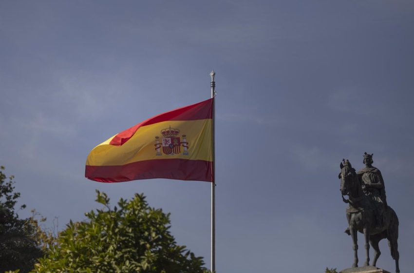  La OCDE estima que España crecerá un 4,7% en 2022, tres décimas más, y un 1,2% en 2023, dos menos
