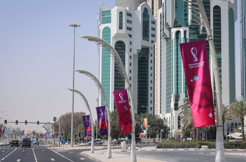  La Eurocámara denuncia la corrupción de la FIFA y la designación de Qatar como sede del Mundial