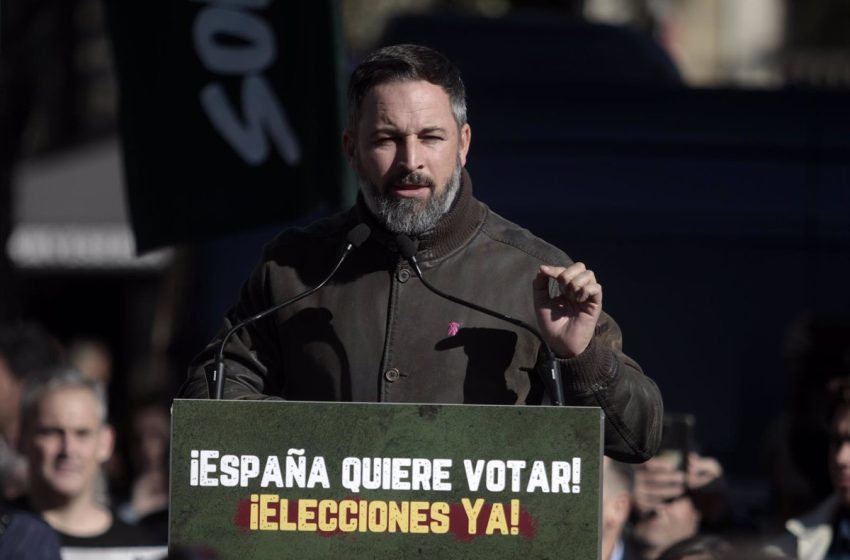  Abascal afirma que «la mayoría de los españoles y la mitad de Podemos» piensa igual que la diputada de Vox sobre Montero