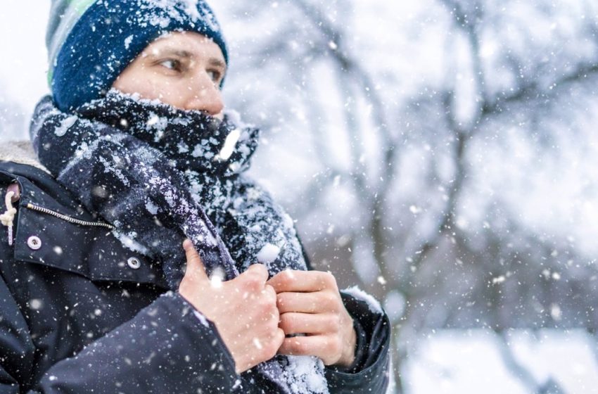  Beneficios de caminar por la nieve: ¿sabías que mejora la autopercepción del cuerpo?