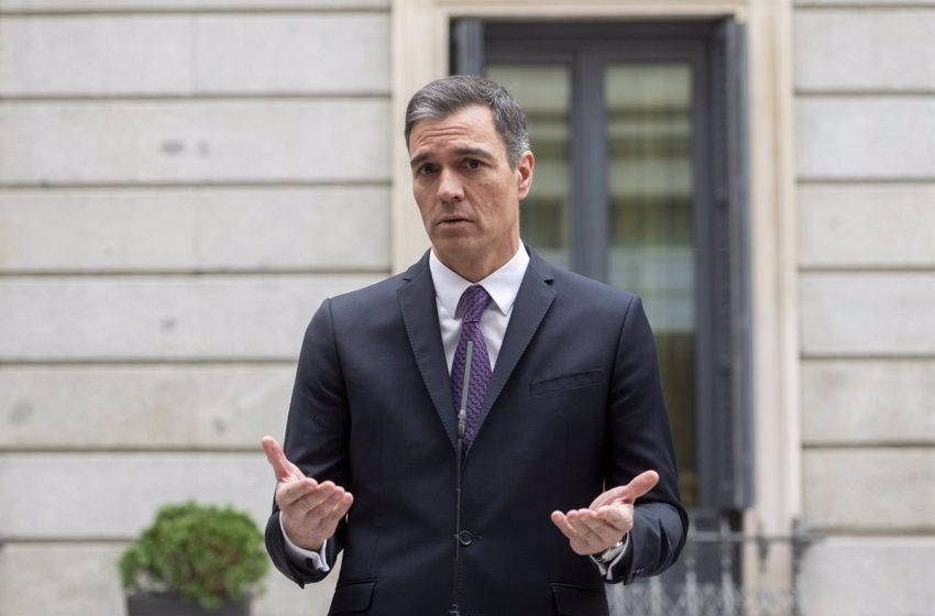  Sánchez acusa al PP y Vox de provocar un «complot burdo» con TC para «amordazar» al Parlamento