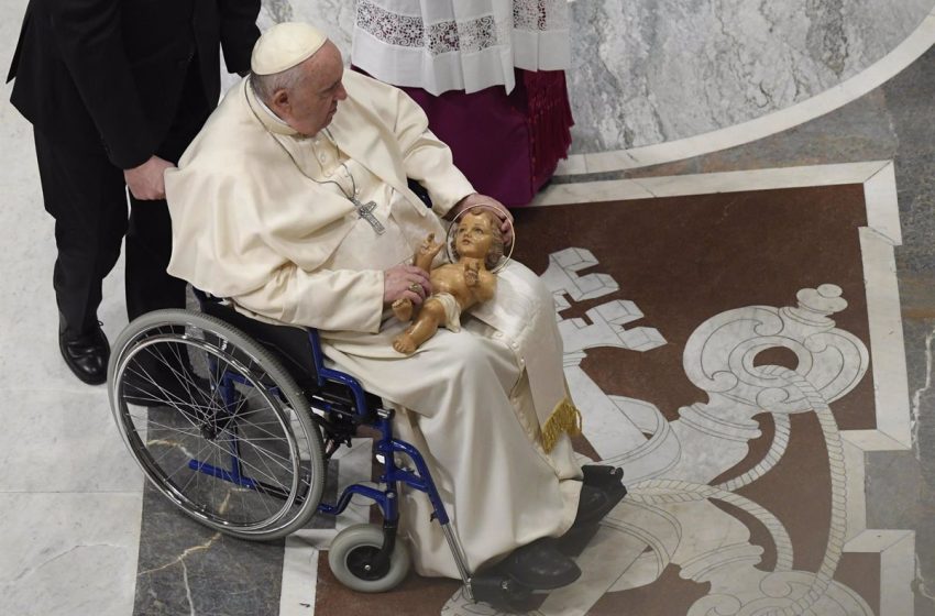  El Papa condena en Navidad los «crudos vientos de guerra» que continúan soplando sobre la humanidad