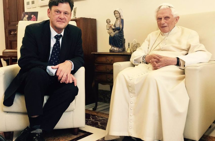  El biógrafo de Benedicto XVI: «Siempre estuvo comprometido con la verdad, incluso aunque fuera incómoda»