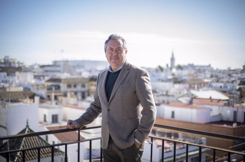  Espadas se implicará «a tope» en la campaña de las locales y espera al menos «repetir los resultados» del PSOE-A en 2019