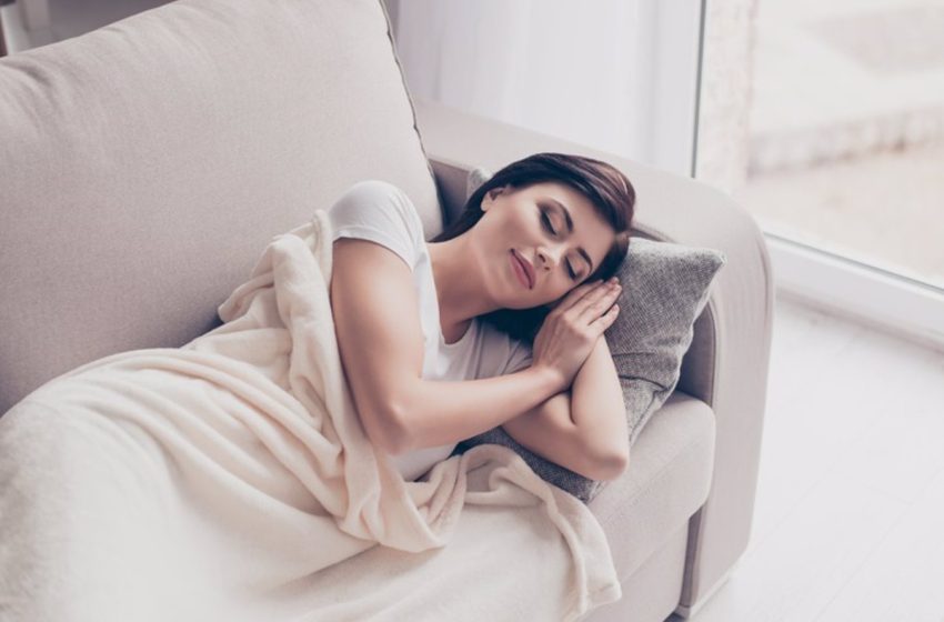  Cómo debe ser la siesta perfecta para no entorpecer el sueño de la noche en 3 claves