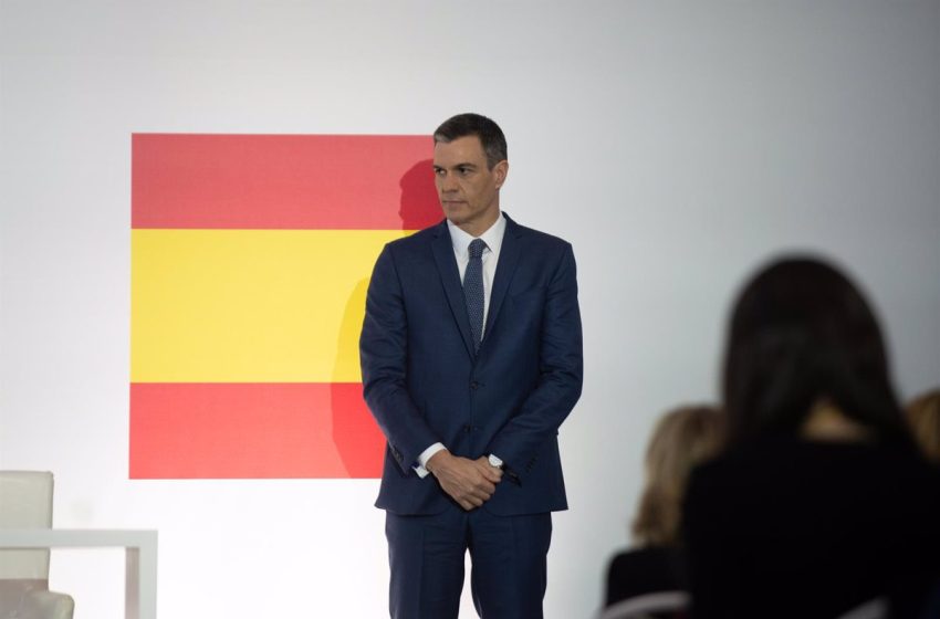  Pedro Sánchez se reúne este lunes con Conde-Pumpido por primera vez tras tomar posesión como presidente del TC