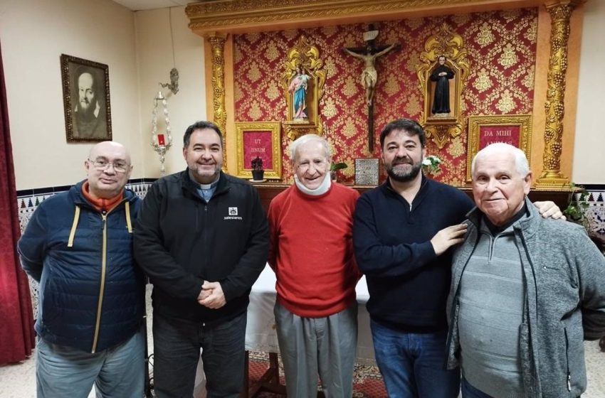  El sacerdote herido en el ataque a dos iglesias en Algeciras recibe el alta y vuelve a su comunidad