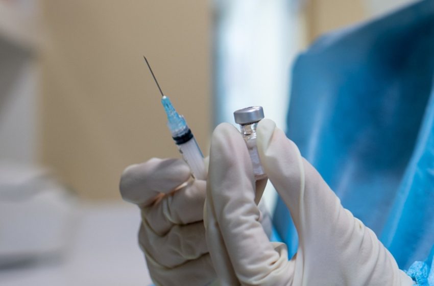  Un estudio español demuestra la eficacia de la vacuna de la meningitis B e