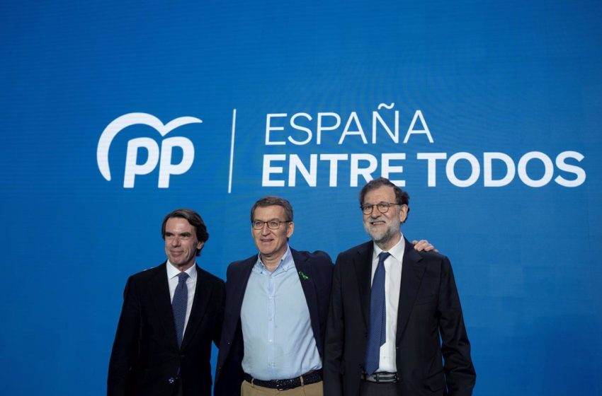  Aznar y Rajoy cierran filas con Feijóo tras una foto de ‘reconciliación’ en Valencia y un homenaje a Barberá