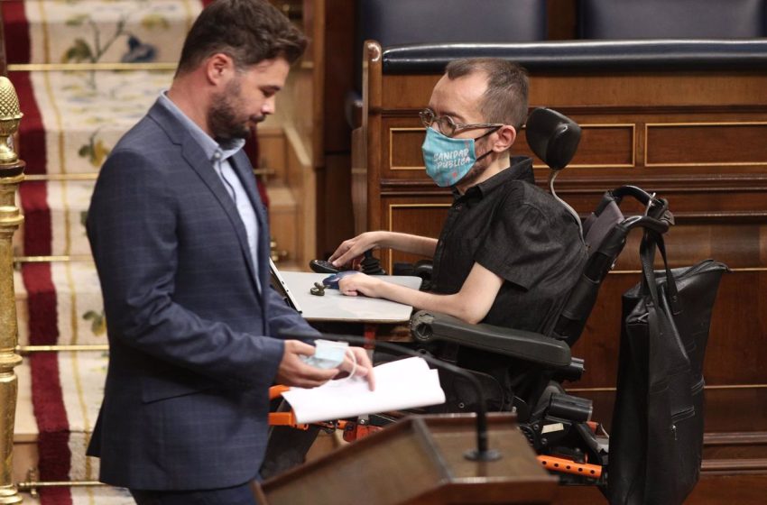 El Congreso rechaza recuperar los 45 días por despido, con el PSOE y Podemos votando divididos