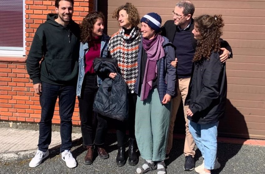  Ana Baneira llega a Galicia tras cuatro meses encarcelada en Irán por las protestas contra el régimen