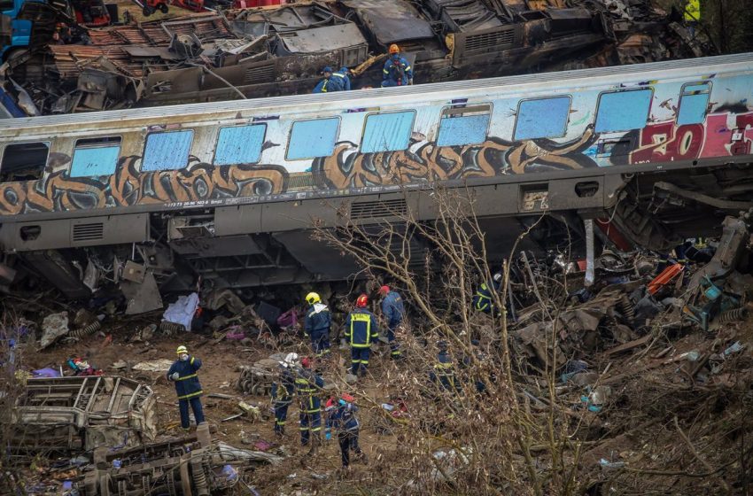  Aumentan a 43 los muertos por el accidente de tren en Grecia