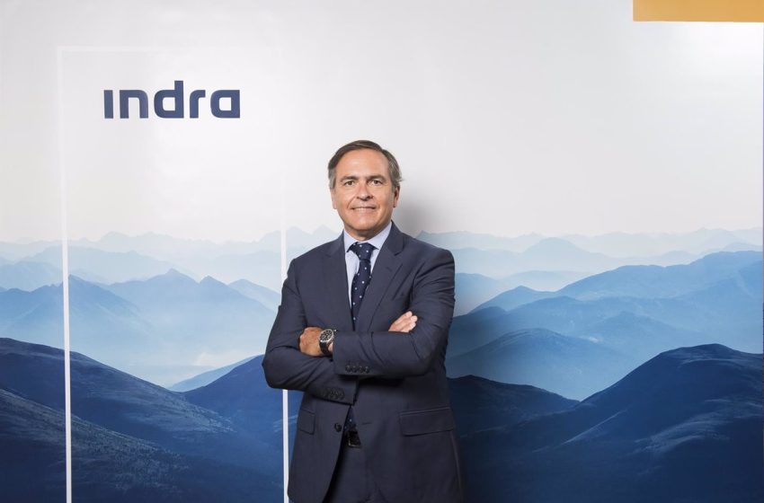  Indra se desploma casi un 7% tras acordar un plan de sucesión con su CEO Ignacio Mataix