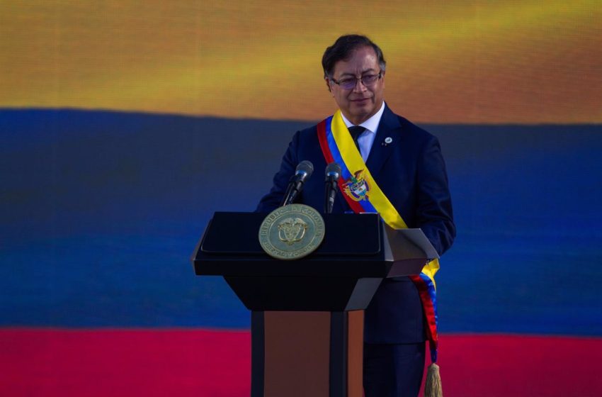  El Gobierno de Colombia anuncia la apertura de negociaciones de paz con las disidencias de las FARC